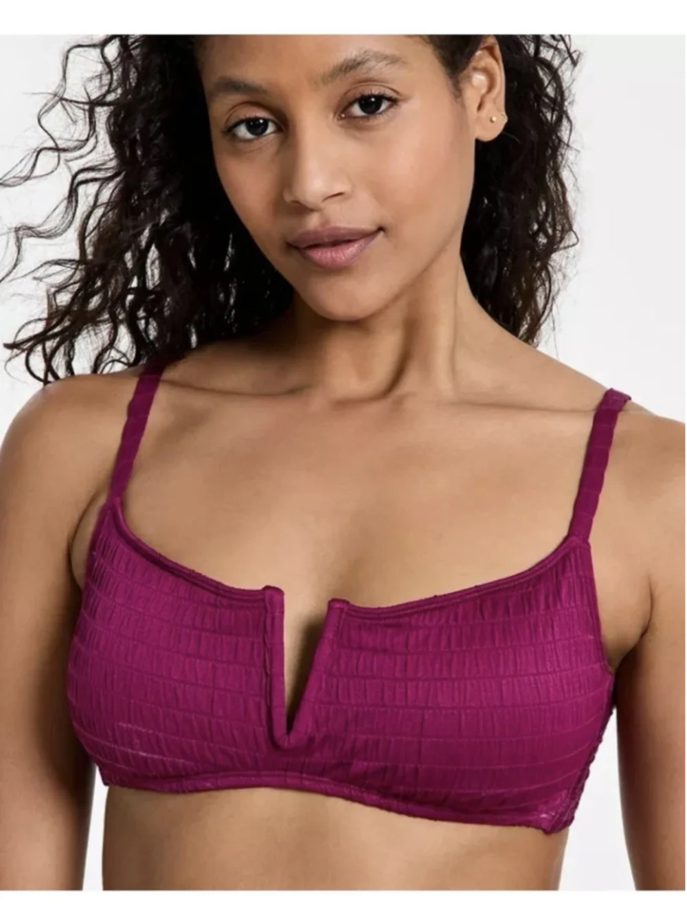 $34 Bar III Women's Pucker Up V Wire Swimsuit Bikini Top Plumberry Med
